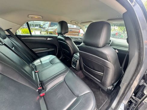 Used 2018 Chrysler 300 Touring w/ Sport Appearance Package RWD image 27