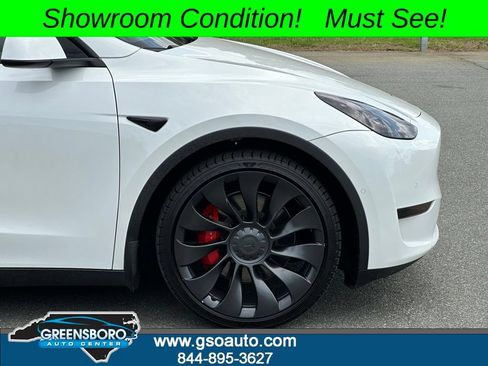 Used 2022 Tesla Model Y Performance AWD/4WD image 45