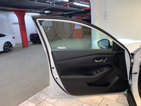 Used 2023 Honda Accord EX image 18