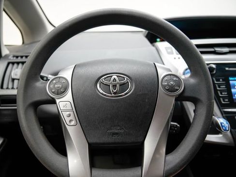 Used 2016 Toyota Prius V Two FWD image 5