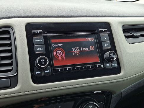 Used 2019 Honda HR-V LX image 18