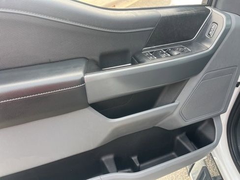 Used 2022 Ford F150 XLT w/ Equipment Group 302A High image 6