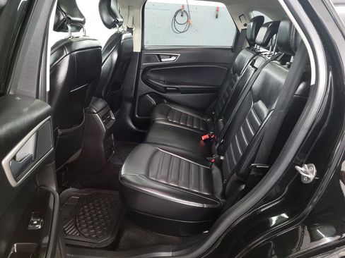 Used 2017 Ford Edge SEL w/ Equipment Group 201A AWD/4WD image 8