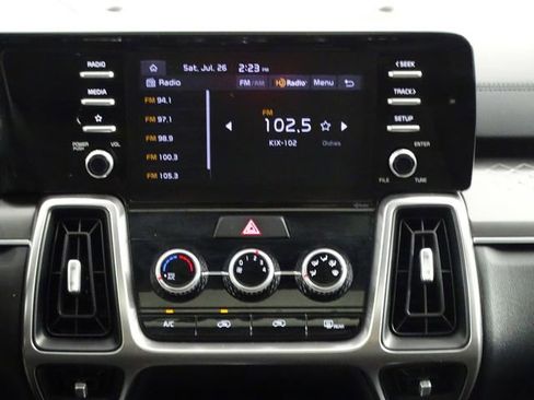 Used 2022 Kia Sorento LX image 31