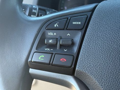 Used 2016 Hyundai Tucson Limited w/ Option Group 03 FWD image 14