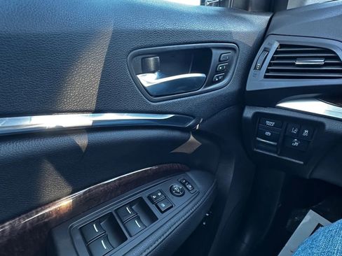 Used 2017 Acura MDX SH-AWD image 14