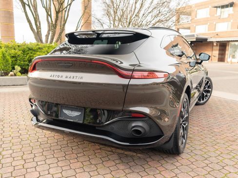 Used 2021 Aston Martin DBX image 53