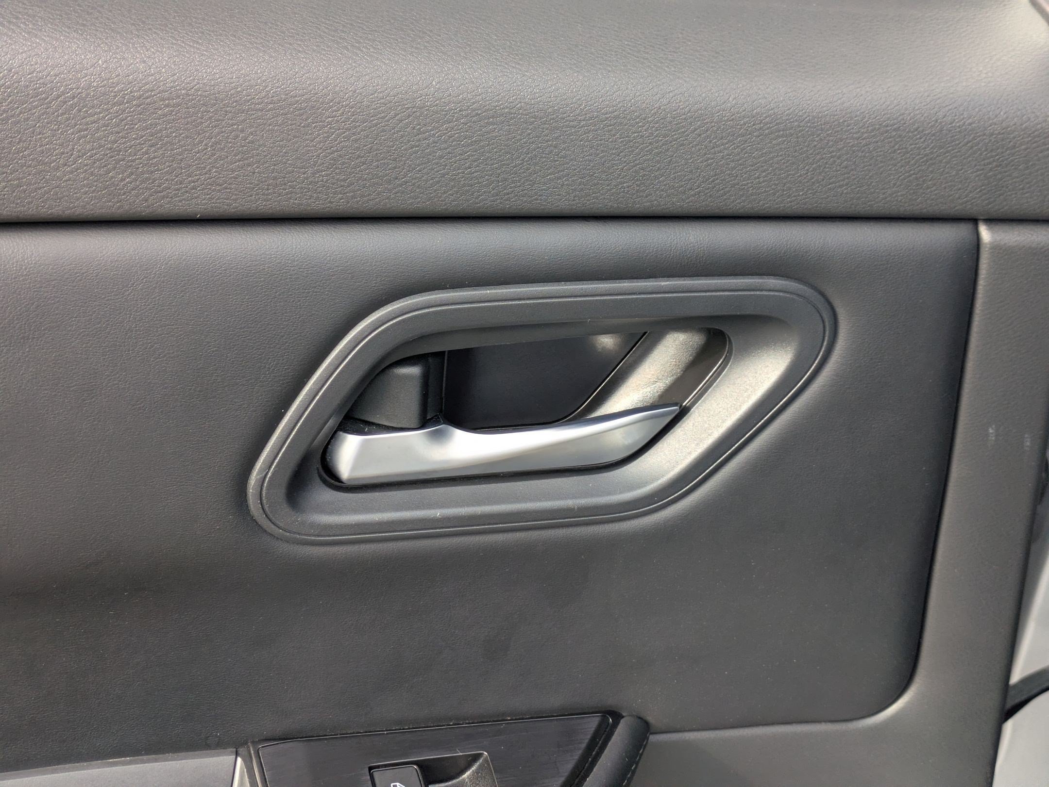 Certified 2024 Nissan Rogue SV AWD/4WD image 27