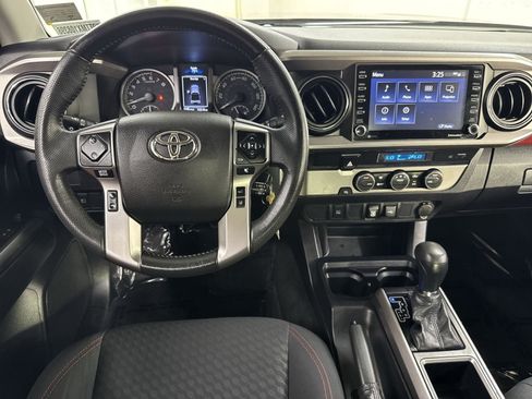 Used 2021 Toyota Tacoma SR5 RWD image 35