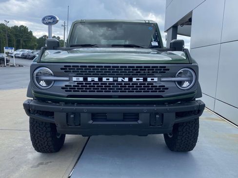 New 2025 Ford Bronco Badlands image 9
