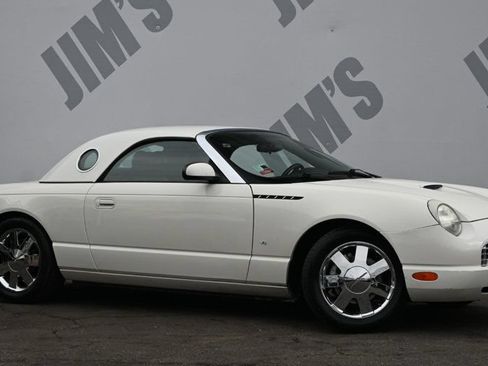 Used 2003 Ford Thunderbird RWD image 3