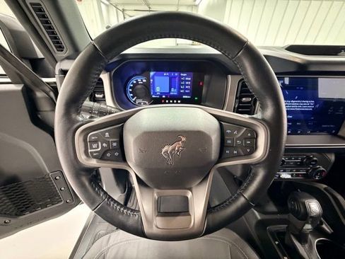 Used 2022 Ford Bronco Outer Banks image 12