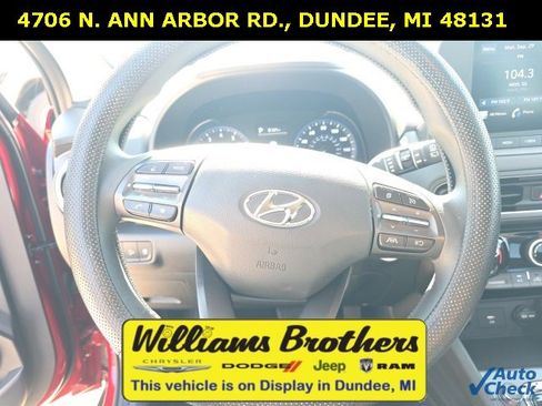 Used 2023 Hyundai Kona SEL image 11