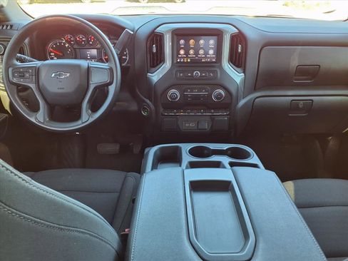 Used 2024 Chevrolet Silverado 1500 Custom Trail Boss image 9
