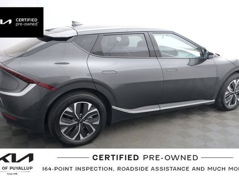 Certified 2024 Kia EV6 Light image 4