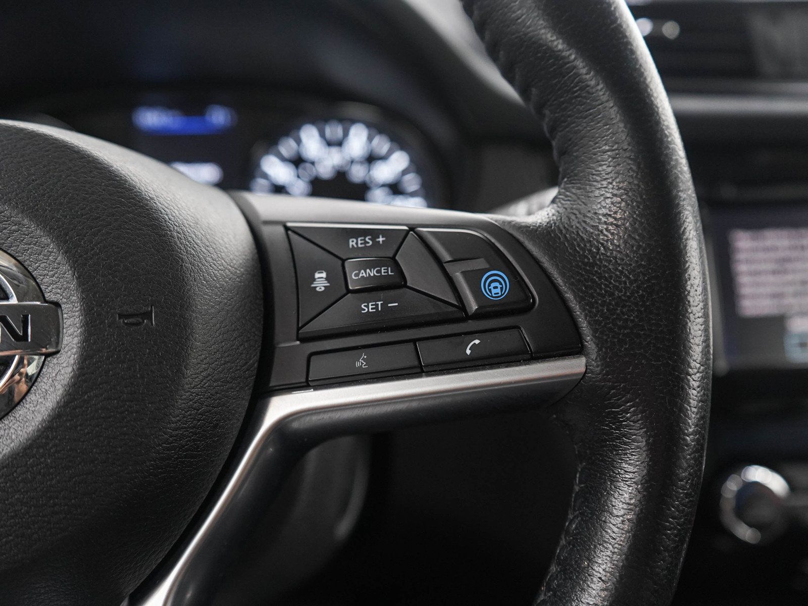Used 2019 Nissan Rogue SL AWD/4WD image 26