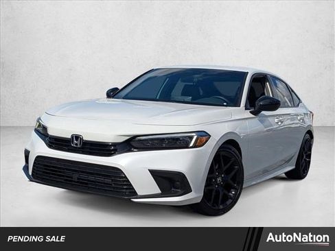 Used 2024 Honda Civic Sport image 1