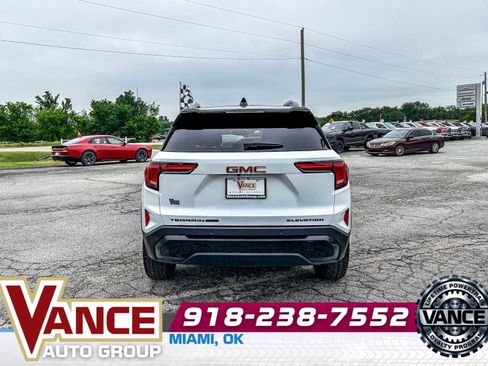 Used 2025 GMC Terrain Elevation w/ Black Edition AWD/4WD image 6