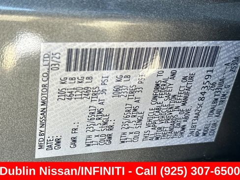 Used 2025 Nissan Rogue S FWD image 54