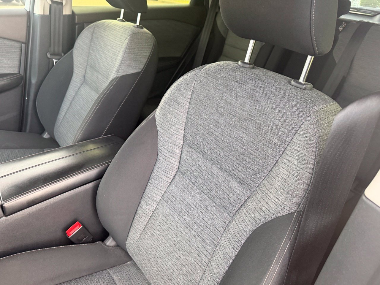 Certified 2023 Nissan Rogue SV FWD image 24