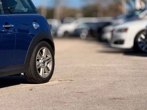 Used 2013 MINI Cooper S image 2