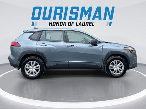 Used 2023 Toyota Corolla Cross L image 9