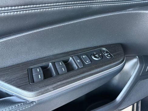 Used 2018 Honda Clarity Plug-In Hybrid image 16