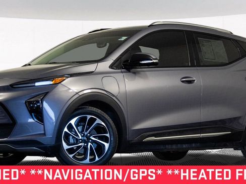 Used 2023 Chevrolet Bolt EUV Premier w/ Sun & Sound Package image 2