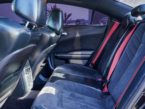 Used 2016 Dodge Charger SRT w/ Harman/Kardon Audio Group image 16