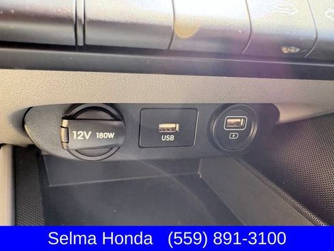 Used 2023 Hyundai Elantra SEL FWD image 17