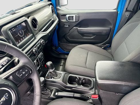 Used 2023 Jeep Wrangler Unlimited AWD/4WD image 26