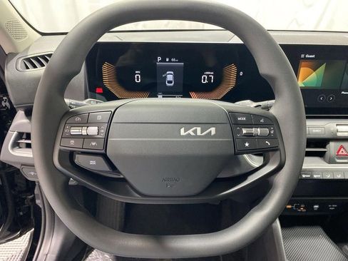 New 2026 Kia K4 LXS image 11