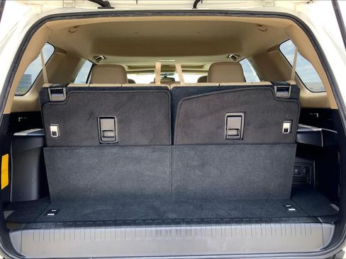 Used 2015 Toyota 4Runner SR5 Premium RWD image 33