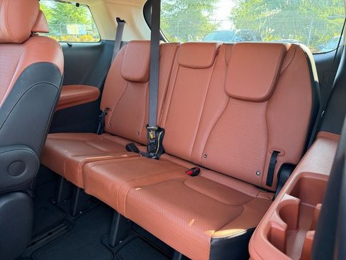 Used 2024 Kia Carnival SX Prestige FWD image 33