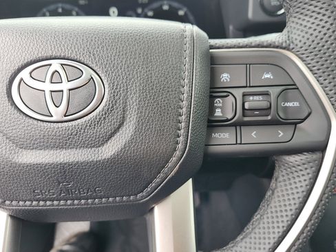 New 2026 Toyota Tacoma Limited AWD/4WD image 18