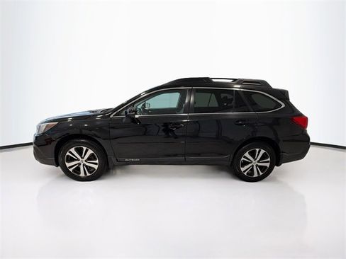 Used 2018 Subaru Outback 2.5i Limited w/ Popular Package #2 image 4