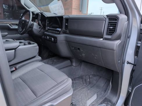Used 2023 Chevrolet Silverado 1500 LT AWD/4WD image 28