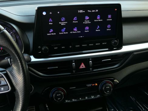 Used 2022 Kia Forte GT-Line w/ GT-Line Premium Package image 18