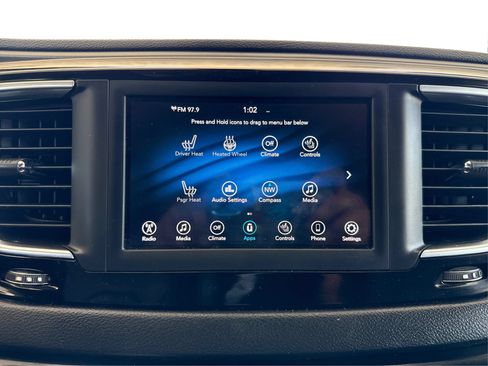 Used 2020 Chrysler Pacifica Touring-L FWD image 15