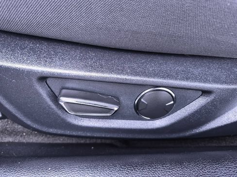 Used 2016 Ford Mustang GT RWD image 17
