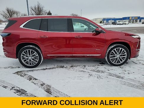 Used 2025 Buick Enclave Avenir w/ Super Cruise Package image 7