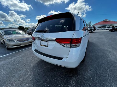 Used 2015 Honda Odyssey EX image 10