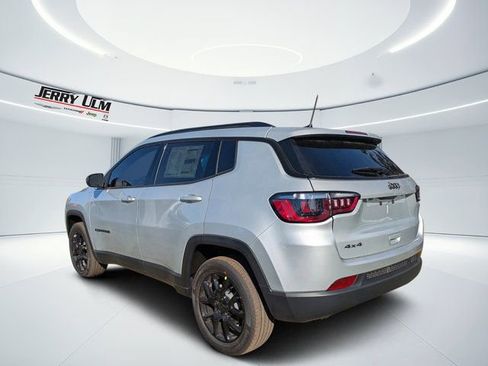 New 2026 Jeep Compass Latitude AWD/4WD image 5