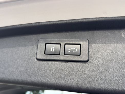 Certified 2025 Subaru Outback Premium w/ Popular Package #1A AWD/4WD image 26
