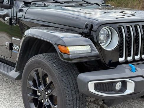 Used 2023 Jeep Wrangler Unlimited Sahara w/ Cold Weather Group image 2