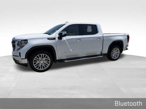 Used 2025 GMC Sierra 1500 SLT w/ SLT Premium Package AWD/4WD image 7