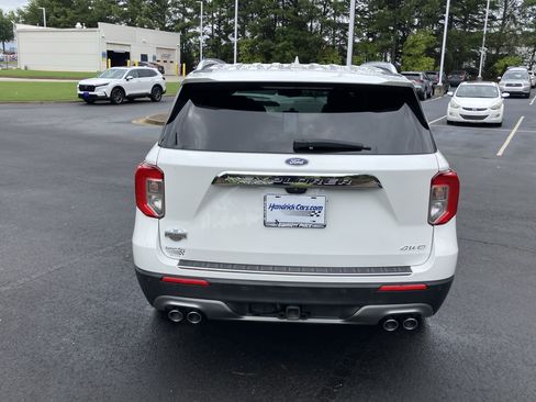 Used 2024 Ford Explorer King Ranch w/ Technology Package AWD/4WD image 9