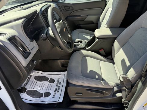 Used 2022 Chevrolet Colorado W/T w/ WT Convenience Package image 18