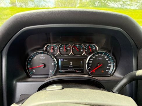 Used 2018 Chevrolet Silverado 1500 LT w/ All Star Edition AWD/4WD image 7