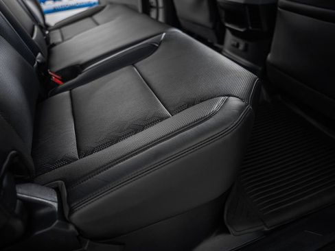 Used 2023 Toyota Tundra Limited w/ Power Package image 35